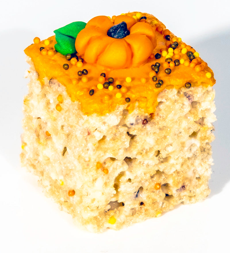 12 PACK OF FALL-THEMED TREATS