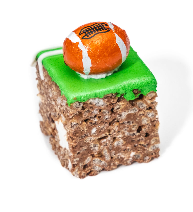 DELUXE FOOTBALL GIFT ASSORTMENT