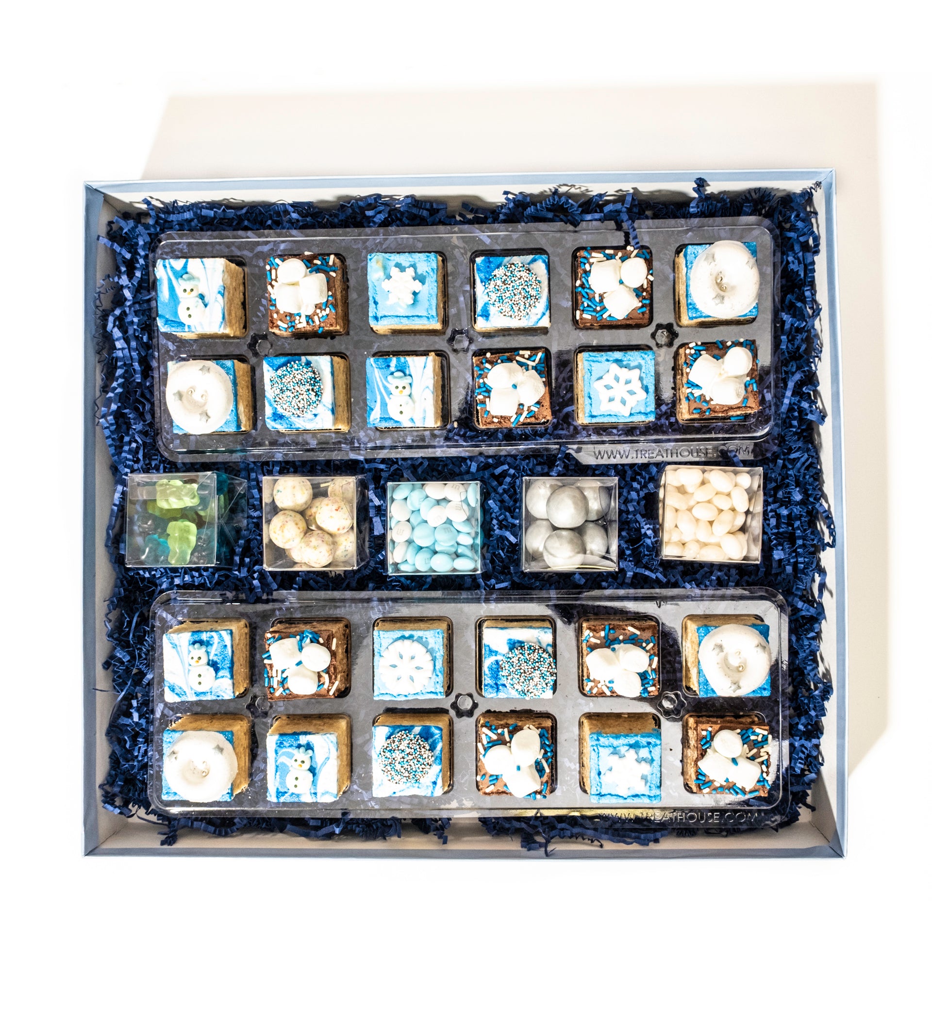 DELUXE ASSORTMENT OF WINTER WONDERLAND TREATS