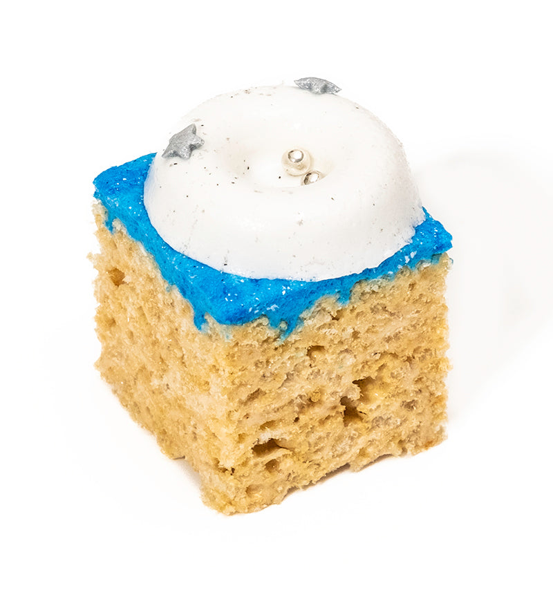 DELUXE ASSORTMENT OF WINTER WONDERLAND TREATS