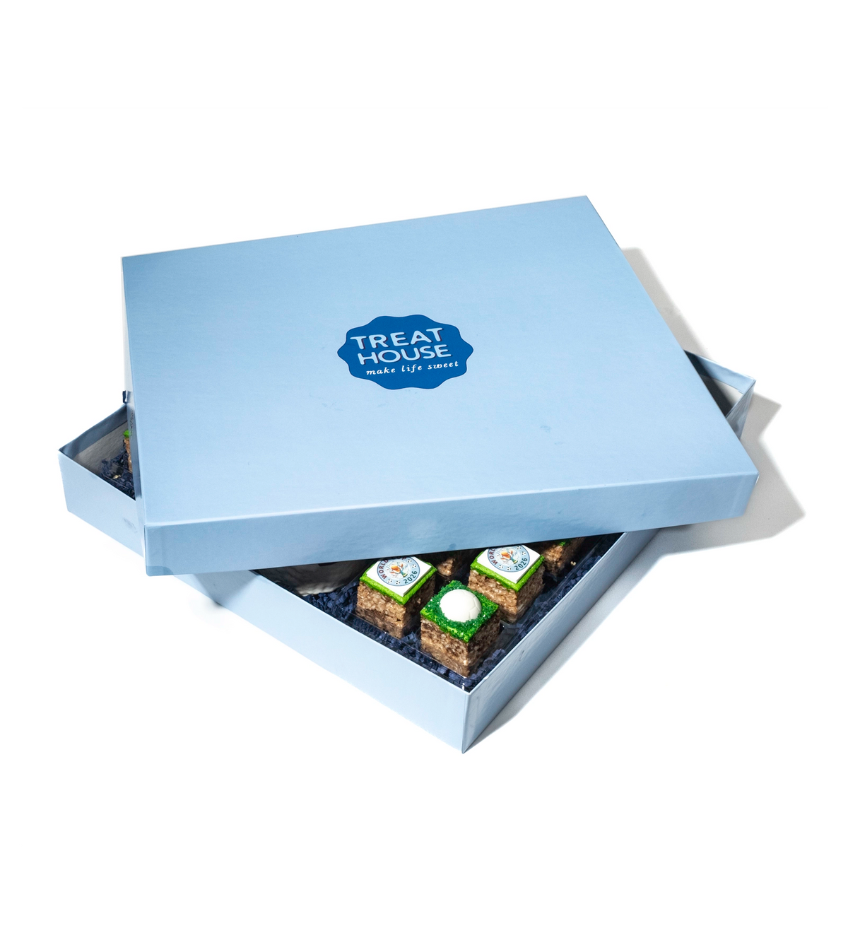 DELUXE ASSORTMENT OF WORLD CUP TREATS